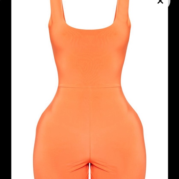 Orange jumpsuit from pretty little thing - Picture 2 of 4